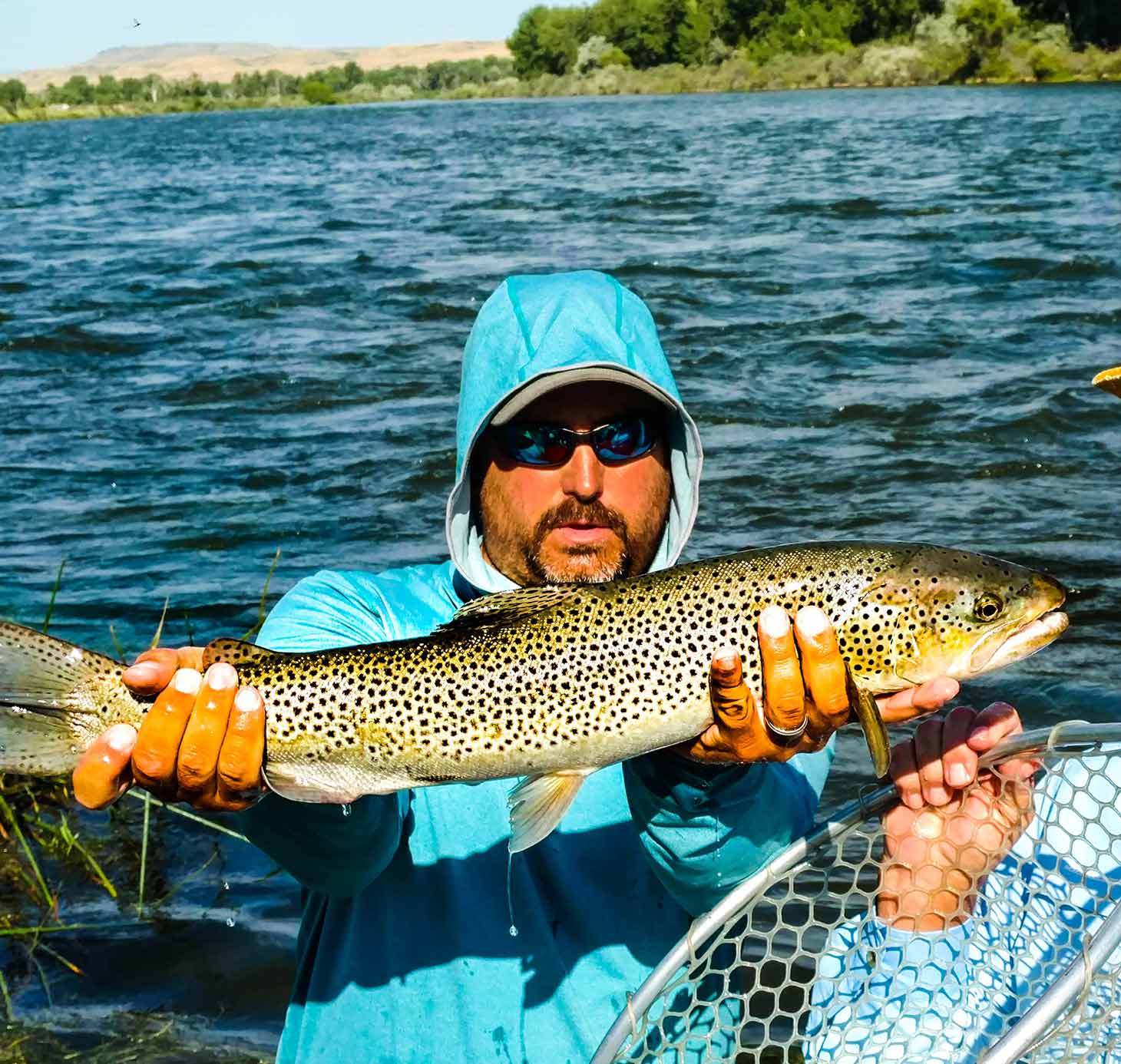 Bighorn River, trout fishing, fly fishing, montana, Big trout, fishing 